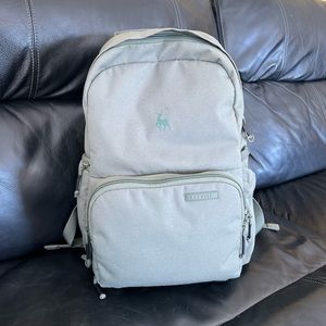 BREVITE the Jumper Camera Backpack - Regular / Pine Green